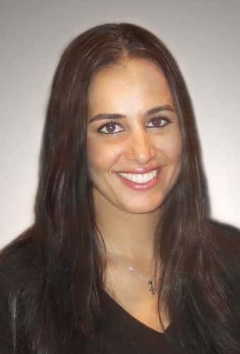 HAH provides tooth cleanings and tooth whitening in Oak Lawn IL. General Dentist in 60453